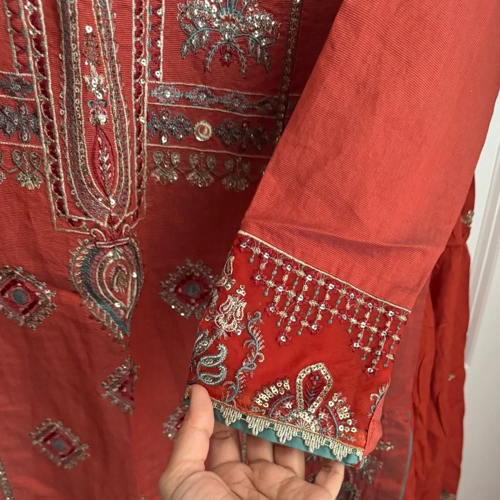 Sapphire : Embroidered Kurta in Red ( 2 piece ) - Picture 7 of 7